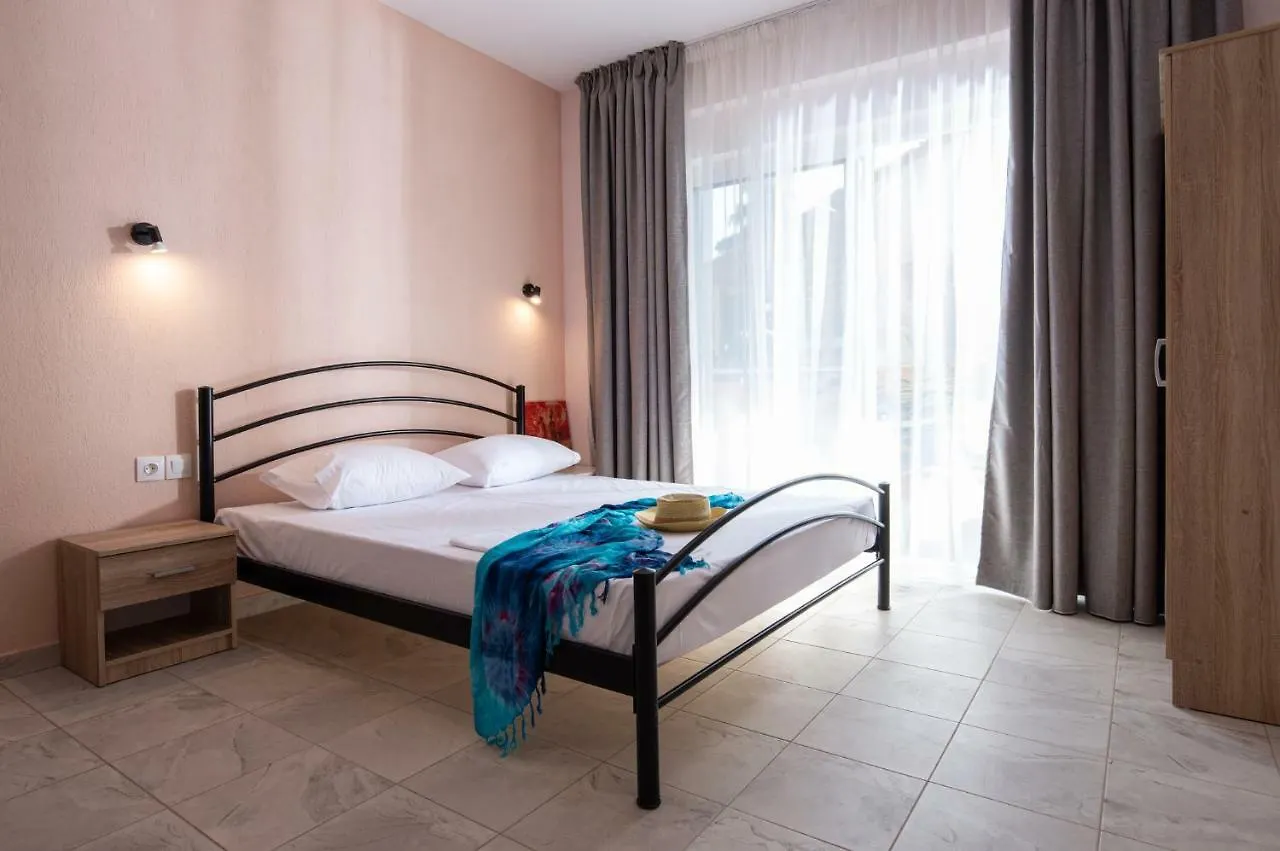 Lägenhetshotell Persefoni Rooms Apartments & Mezonetes Toroni