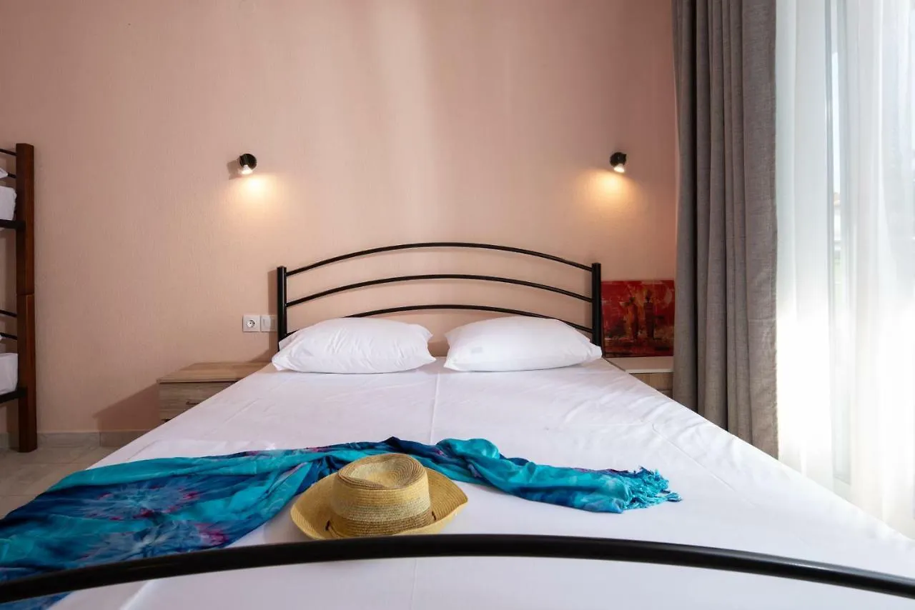 Persefoni Rooms Apartments & Mezonetes Toroni 3*,