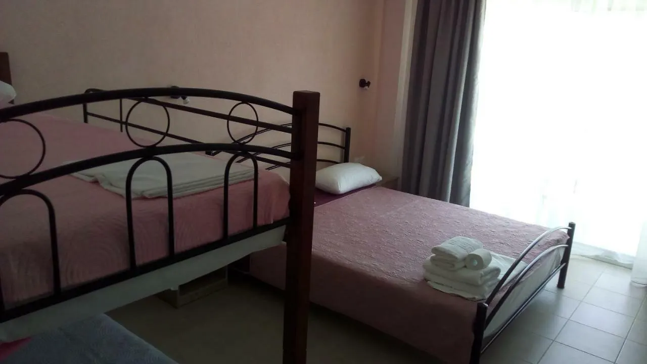 Persefoni Rooms Apartments & Mezonetes Toroni 3*,